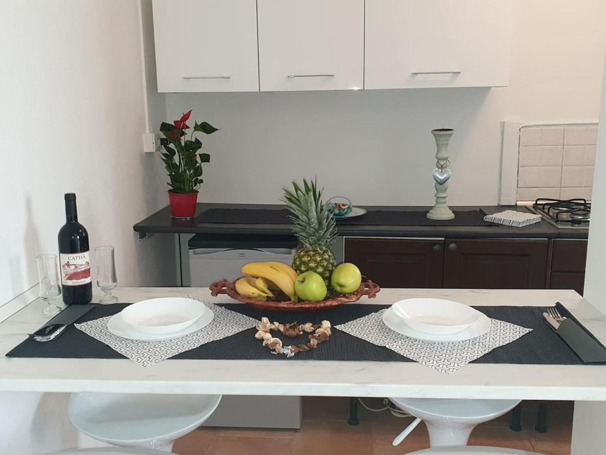 Holiday Apartaments Desenzano del Garda Exterior photo