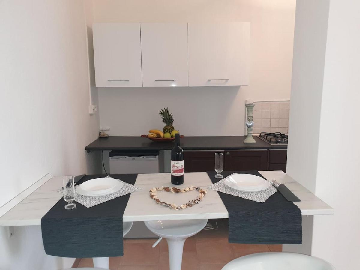 Holiday Apartaments Desenzano del Garda Exterior photo